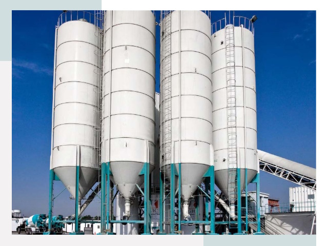 Строительство цементных силосов в Норильске