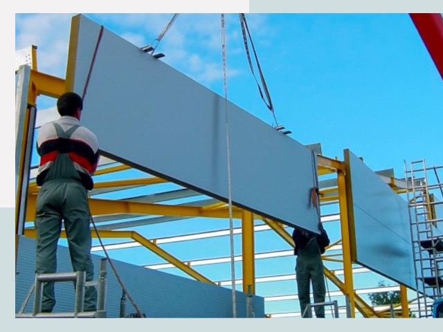 Монтаж сэндвич-панелей в Норильске от 623 руб.