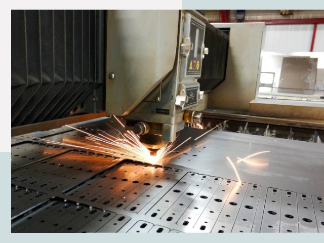 Лазерная резка металла в Норильске от 623 руб.